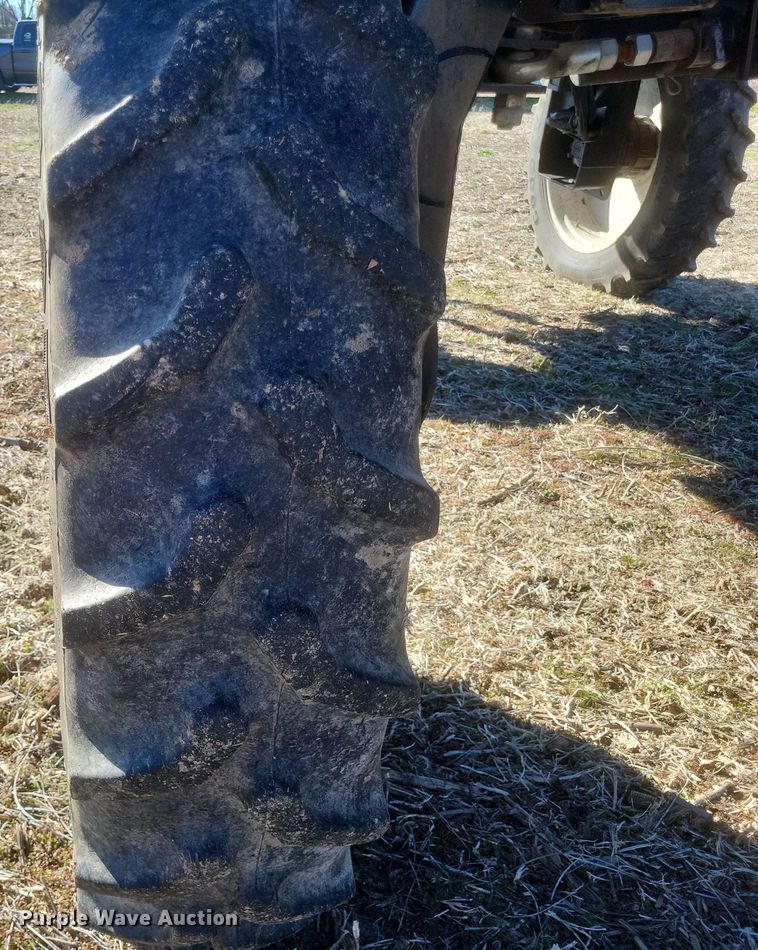 image for item EJ8119 2001 Willmar Eagle 8600 sprayer