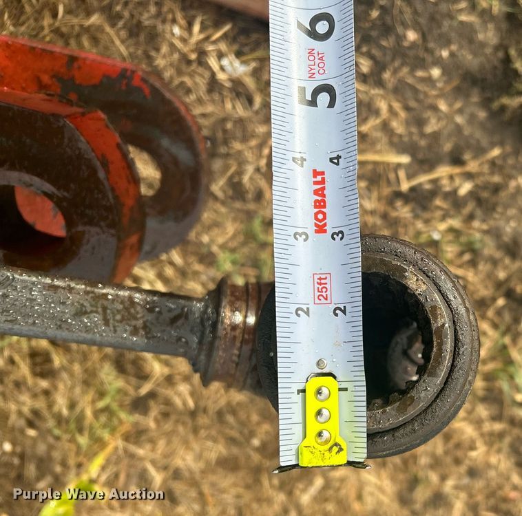 image for item EL6493 Richardton  8830  grain cart