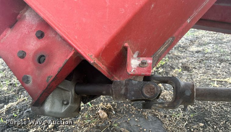 image for item EL6493 Richardton  8830  grain cart