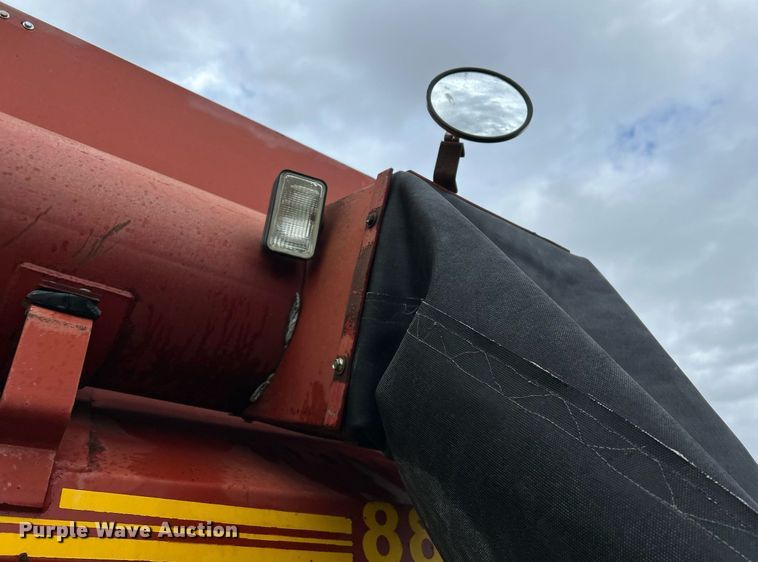 image for item EL6493 Richardton  8830  grain cart