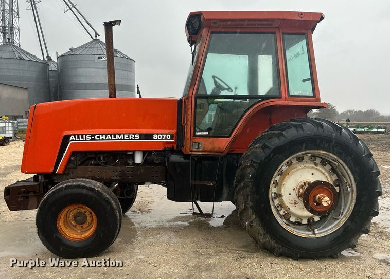image for item EL6497 Allis-Chalmers 8070 tractor