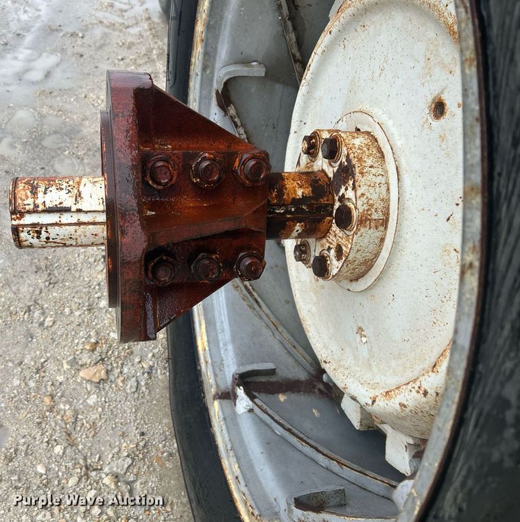 image for item EL6497 Allis-Chalmers 8070 tractor