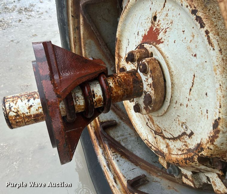 image for item EL6497 Allis-Chalmers 8070 tractor