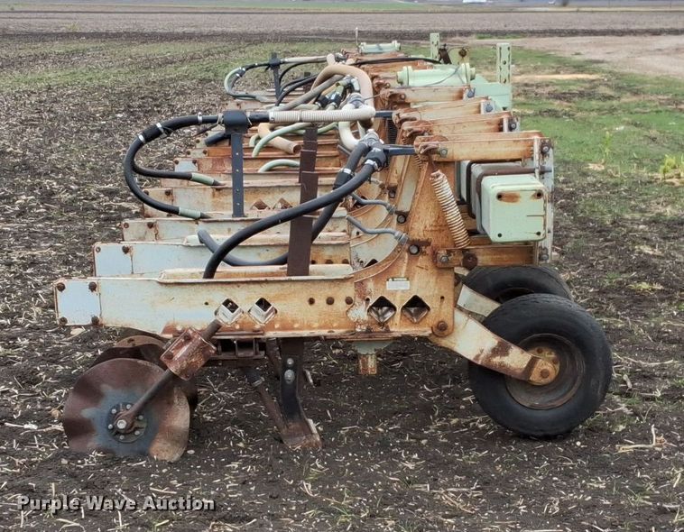 image for item EL6500 Orthman strip-till