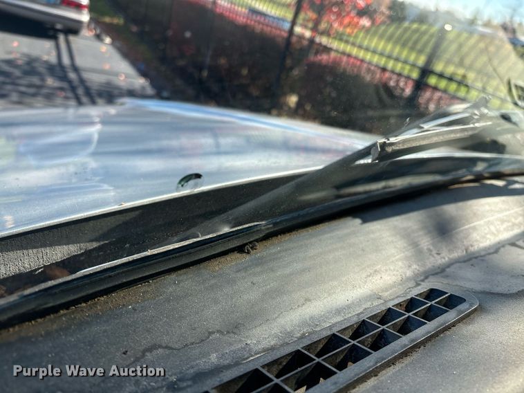 image for item EM0006 2006 Kenworth T300 feed delivery truck