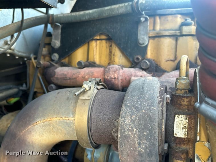 image for item EM0006 2006 Kenworth T300 feed delivery truck