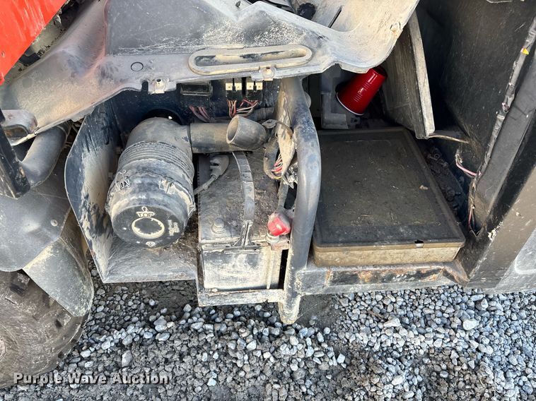 image for item EM0012 2014 Kubota RTV1140 utility vehicle