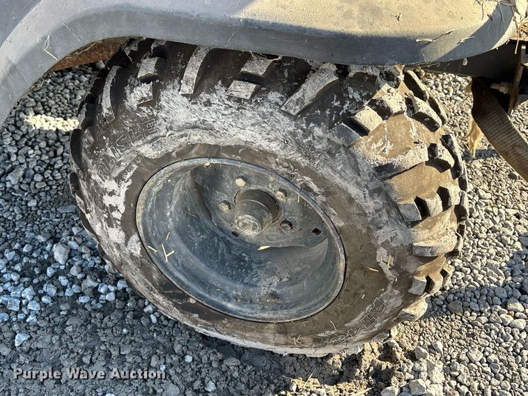 image for item EM0012 2014 Kubota RTV1140 utility vehicle