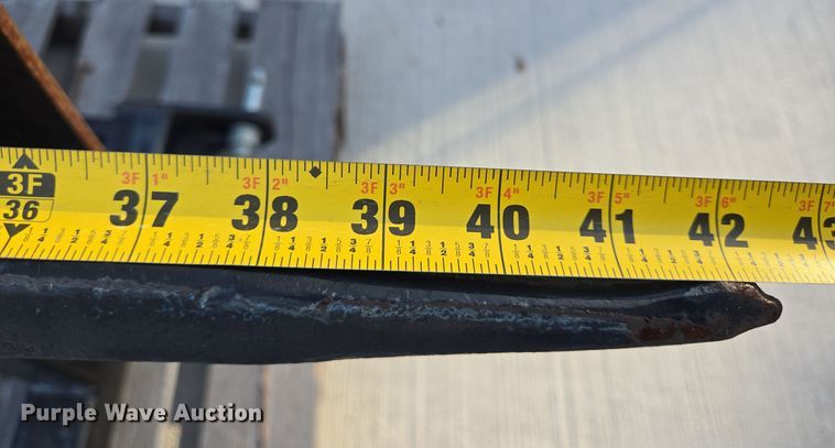 image for item EQ2521 42