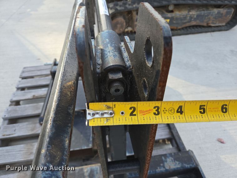 image for item EQ2521 42