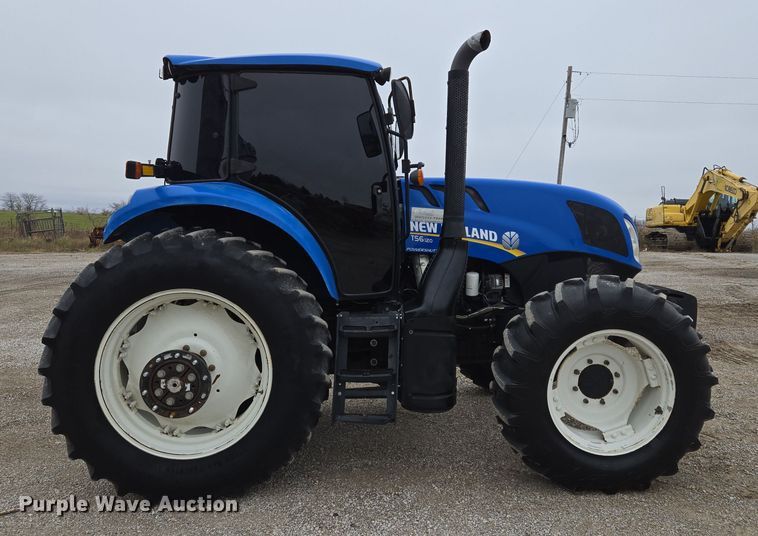 image for item EQ3654 2015 New Holland  TS6 MFWD tractor