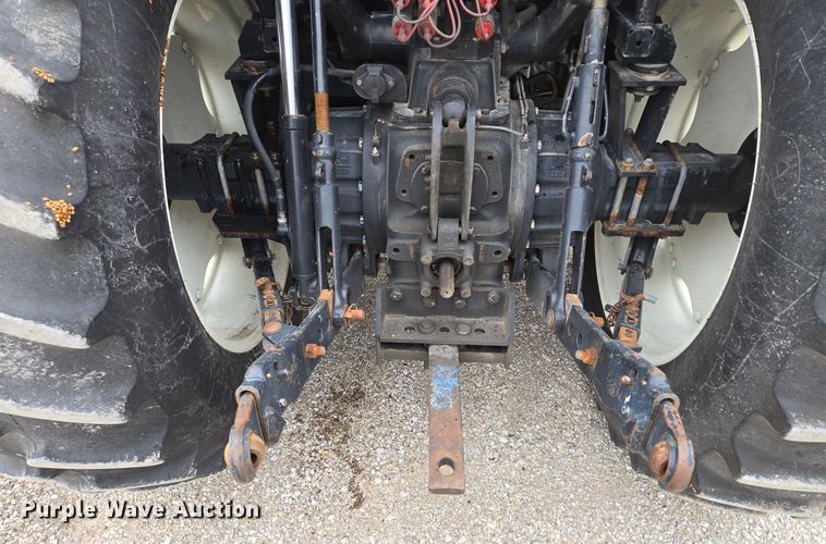 image for item EQ3654 2015 New Holland  TS6 MFWD tractor