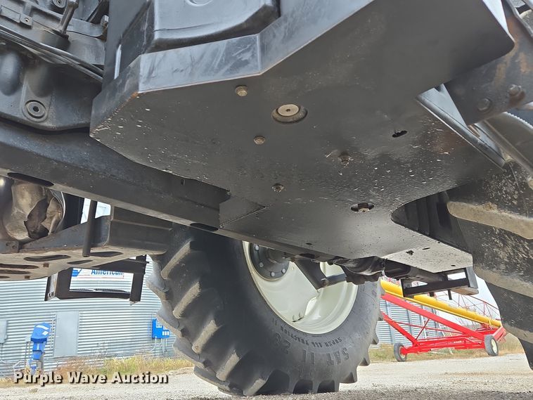 image for item EQ3654 2015 New Holland  TS6 MFWD tractor