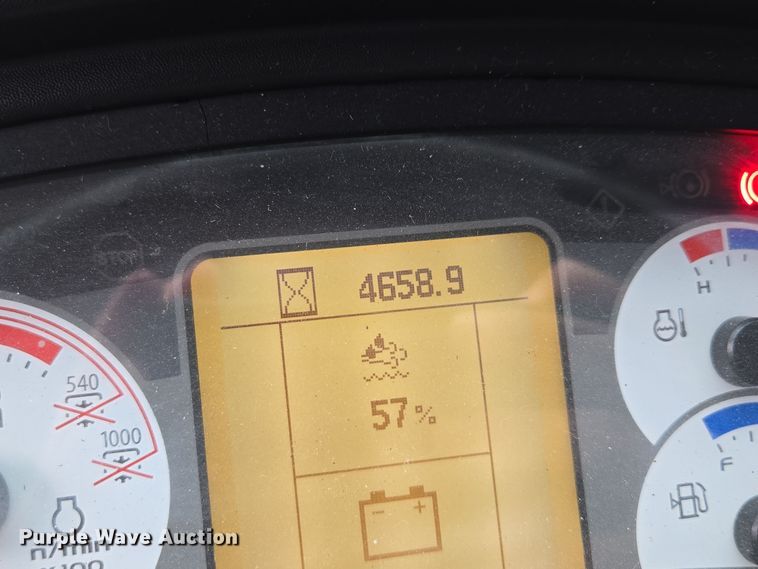 image for item EQ3654 2015 New Holland  TS6 MFWD tractor