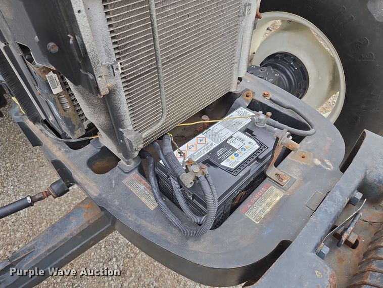 image for item EQ3654 2015 New Holland  TS6 MFWD tractor