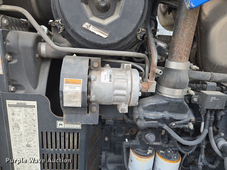 image for item EQ3654 2015 New Holland  TS6 MFWD tractor