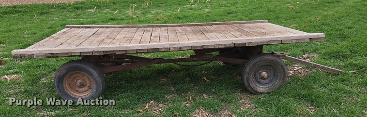 image for item EQ3660 Hay trailer 