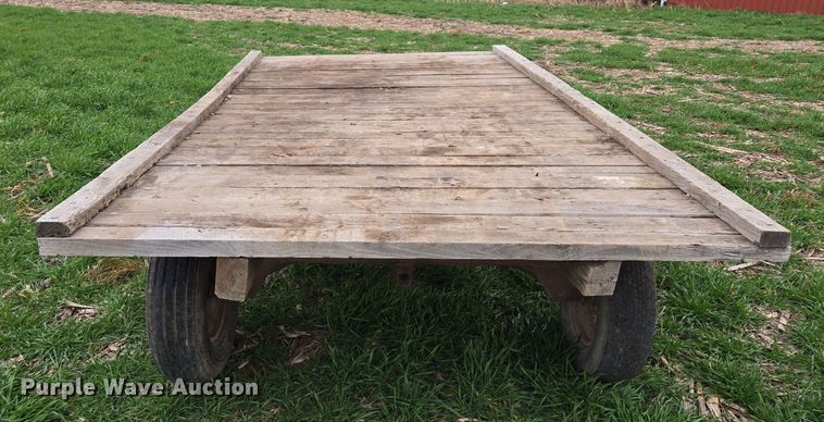 image for item EQ3660 Hay trailer 