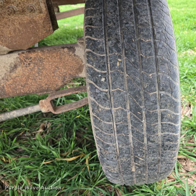 image for item EQ3660 Hay trailer 