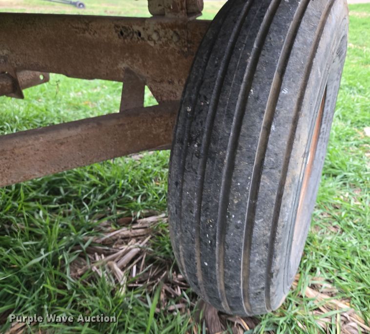 image for item EQ3660 Hay trailer 