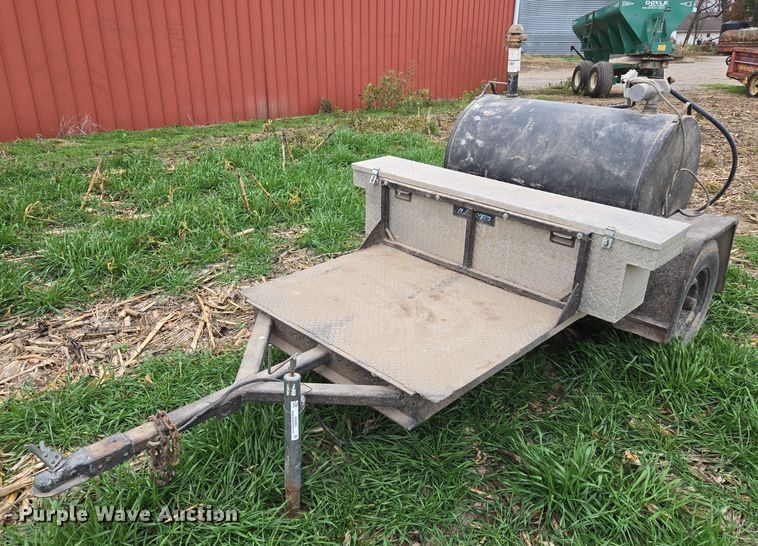 image for item EQ3663 Fuel trailer 