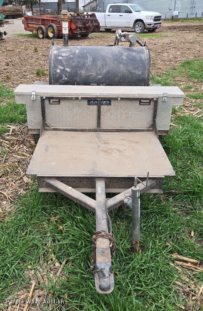 image for item EQ3663 Fuel trailer 