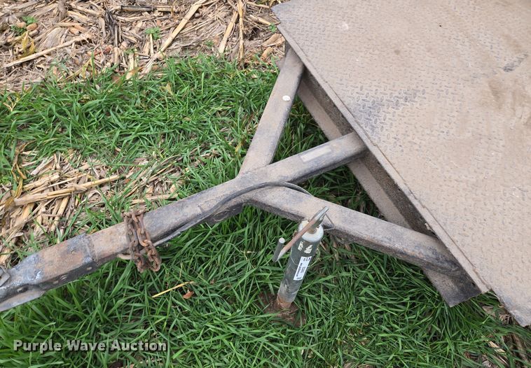 image for item EQ3663 Fuel trailer 