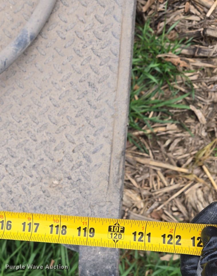 image for item EQ3663 Fuel trailer 