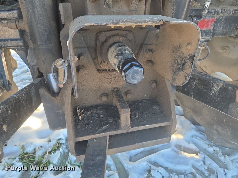 image for item EQ3724 2007 Agco  LT90A MFWD tractor