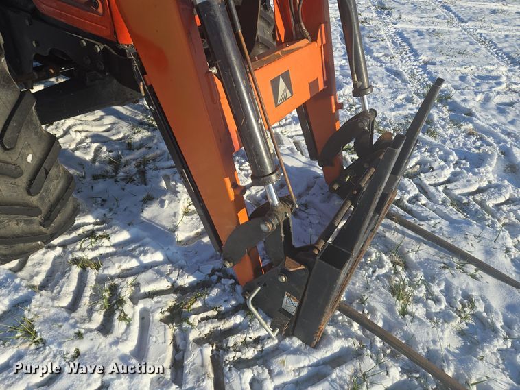 image for item EQ3724 2007 Agco  LT90A MFWD tractor