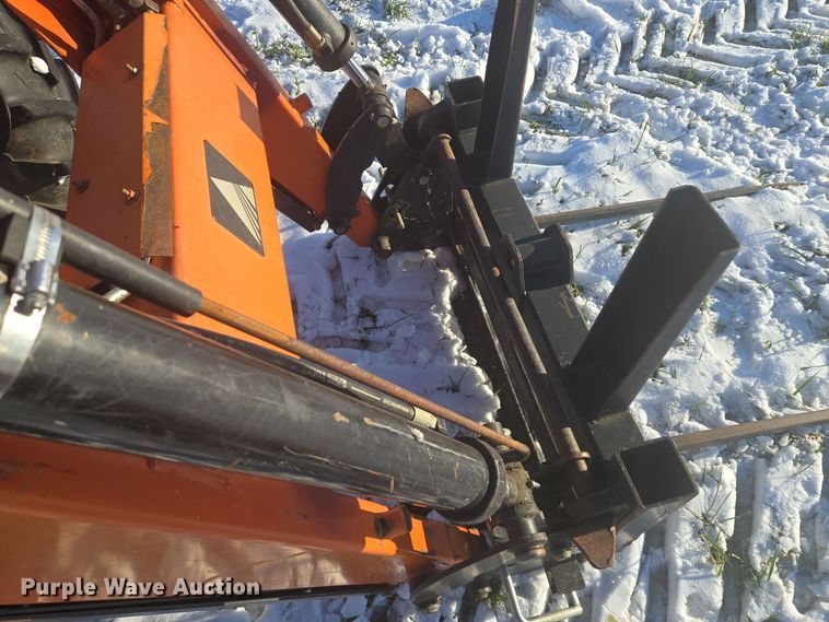 image for item EQ3724 2007 Agco  LT90A MFWD tractor