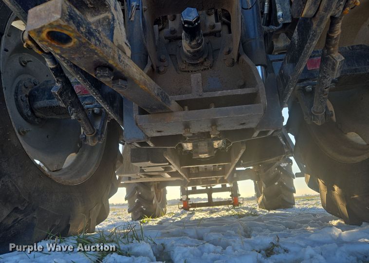 image for item EQ3724 2007 Agco  LT90A MFWD tractor