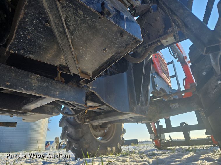 image for item EQ3724 2007 Agco  LT90A MFWD tractor