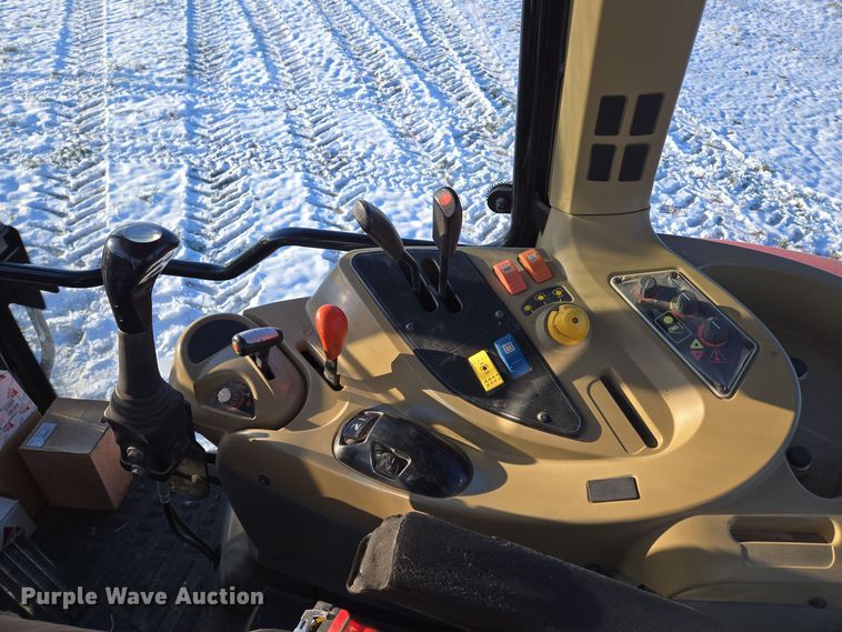 image for item EQ3724 2007 Agco  LT90A MFWD tractor