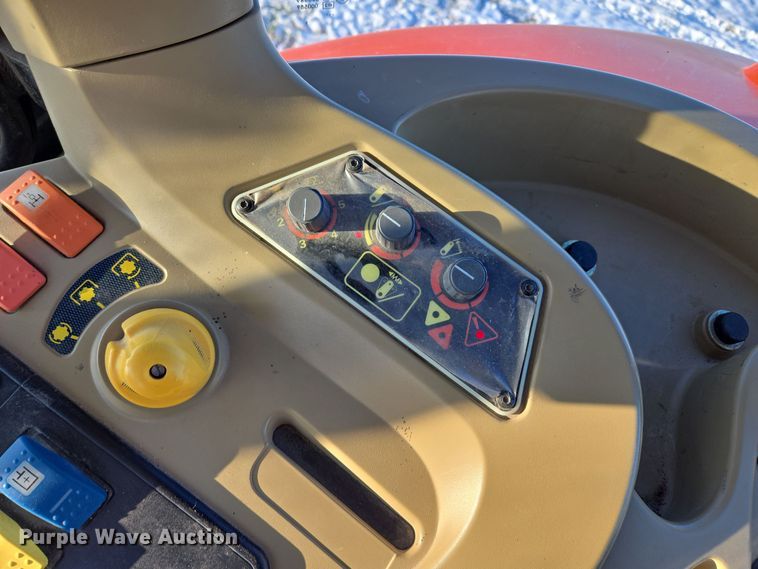 image for item EQ3724 2007 Agco  LT90A MFWD tractor