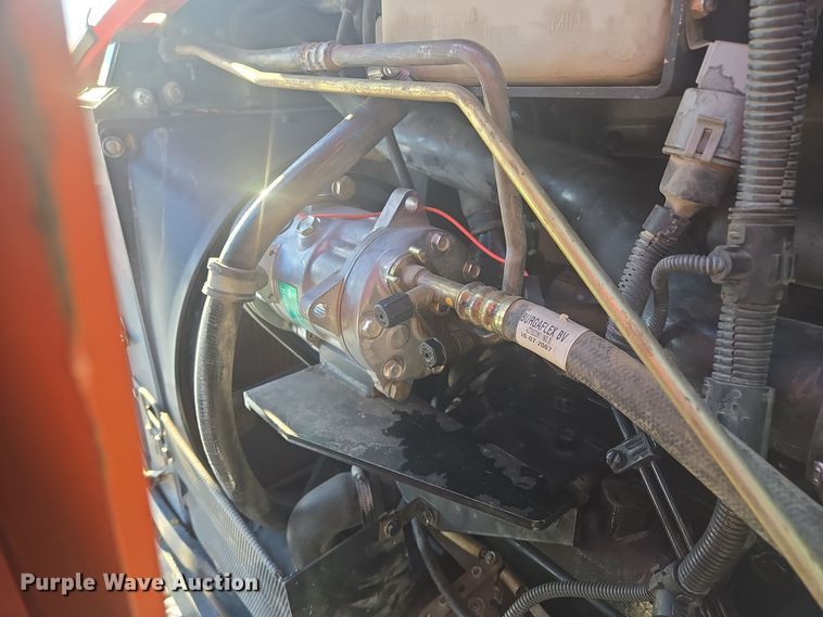 image for item EQ3724 2007 Agco  LT90A MFWD tractor