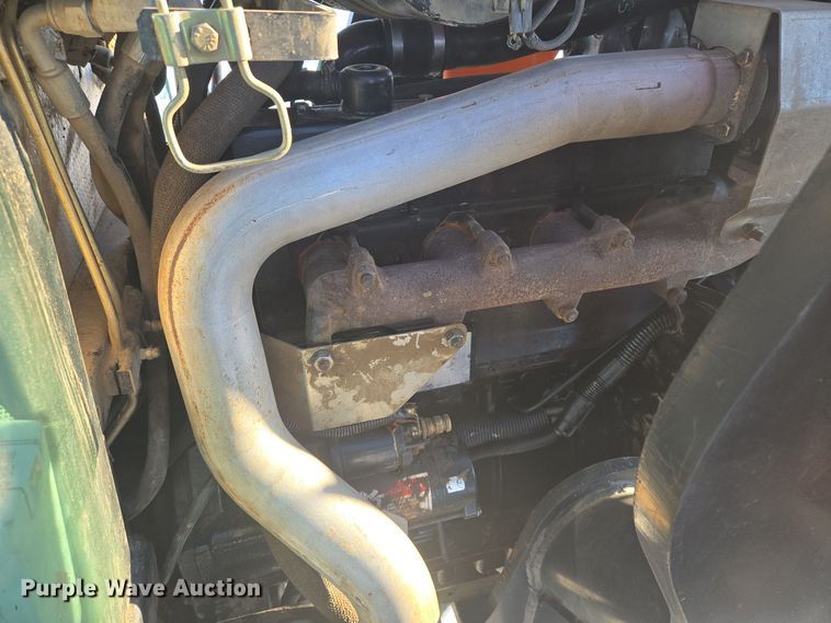 image for item EQ3724 2007 Agco  LT90A MFWD tractor