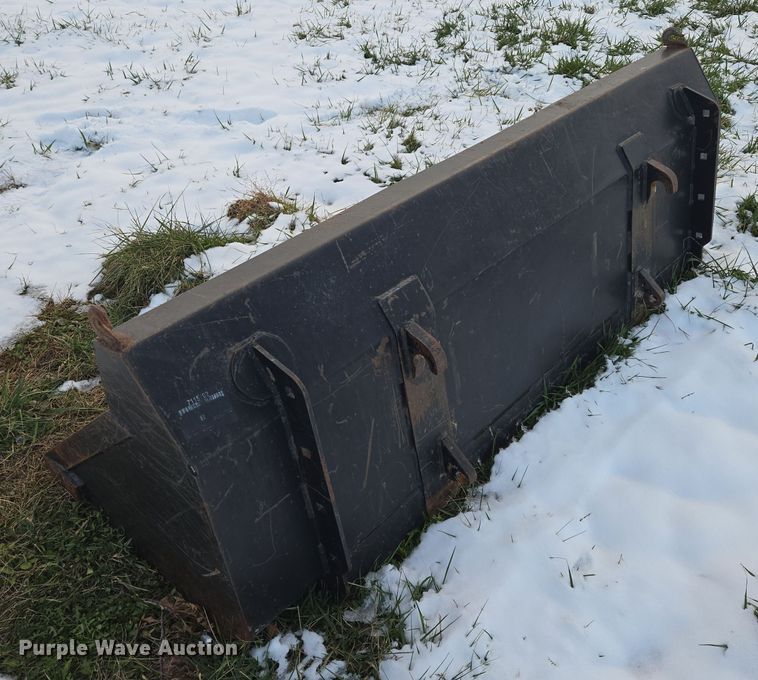 image for item EQ3724 2007 Agco  LT90A MFWD tractor