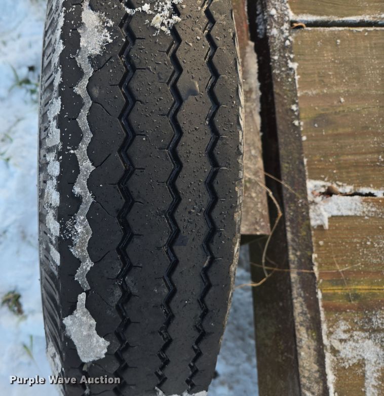 image for item EQ3725 1982 Shop built utility trailer