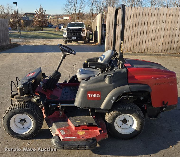 image for item EQ3763 2011 Toro  Groundsmaster 360 lawn mower