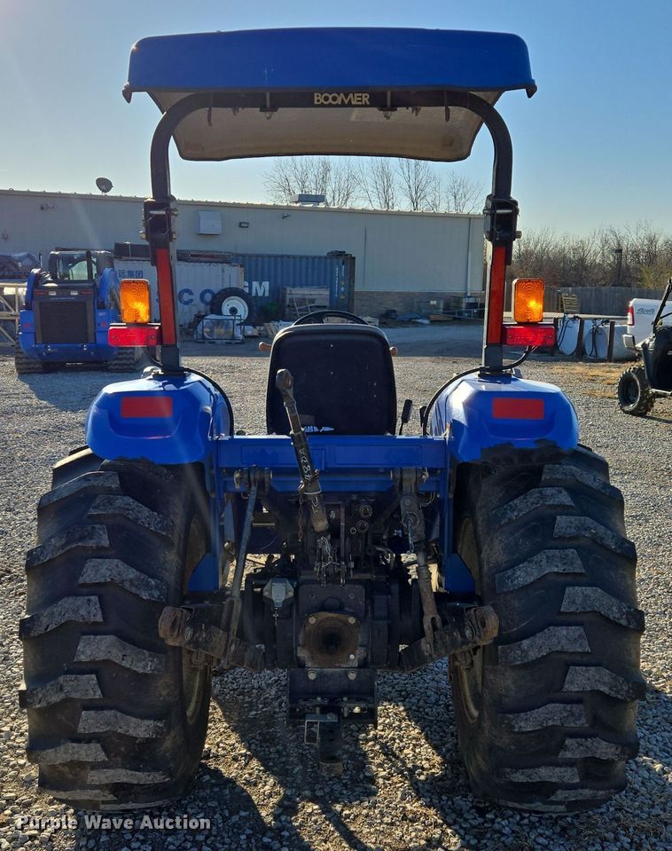 image for item EQ3765 2007 New Holland  TC48DA MFWD tractor