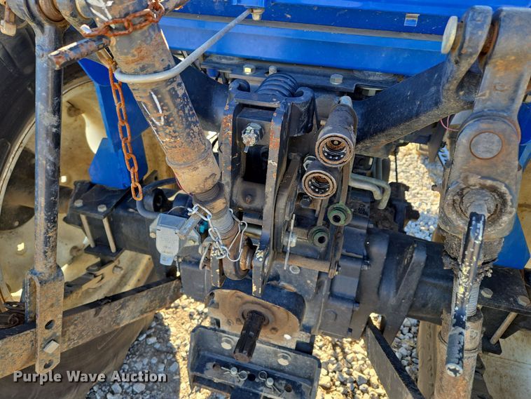 image for item EQ3765 2007 New Holland  TC48DA MFWD tractor