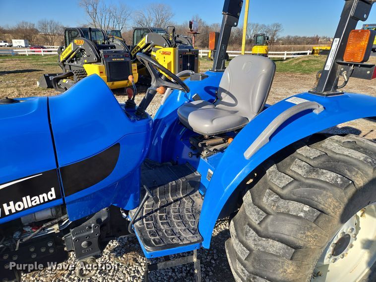 image for item EQ3765 2007 New Holland  TC48DA MFWD tractor