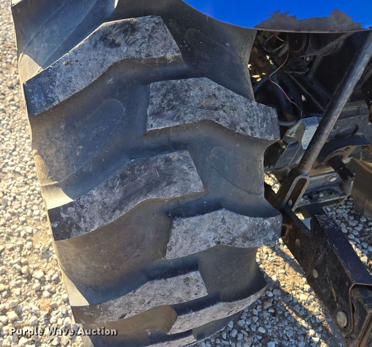 image for item EQ3765 2007 New Holland  TC48DA MFWD tractor