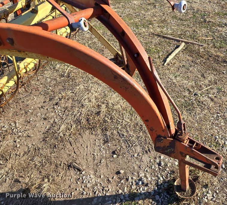 image for item EQ3766 New Holland  256 hay rake