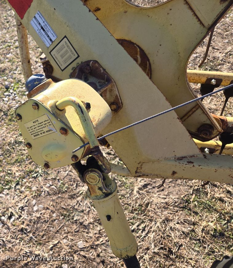 image for item EQ3766 New Holland  256 hay rake