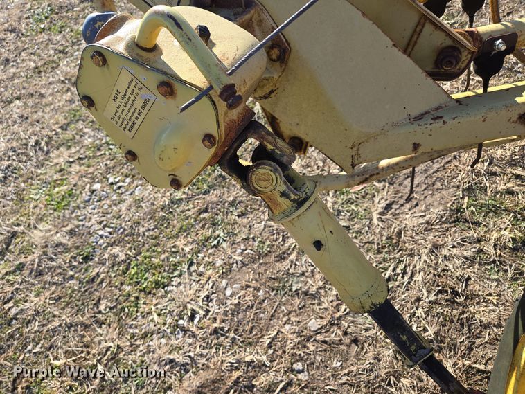 image for item EQ3766 New Holland  256 hay rake