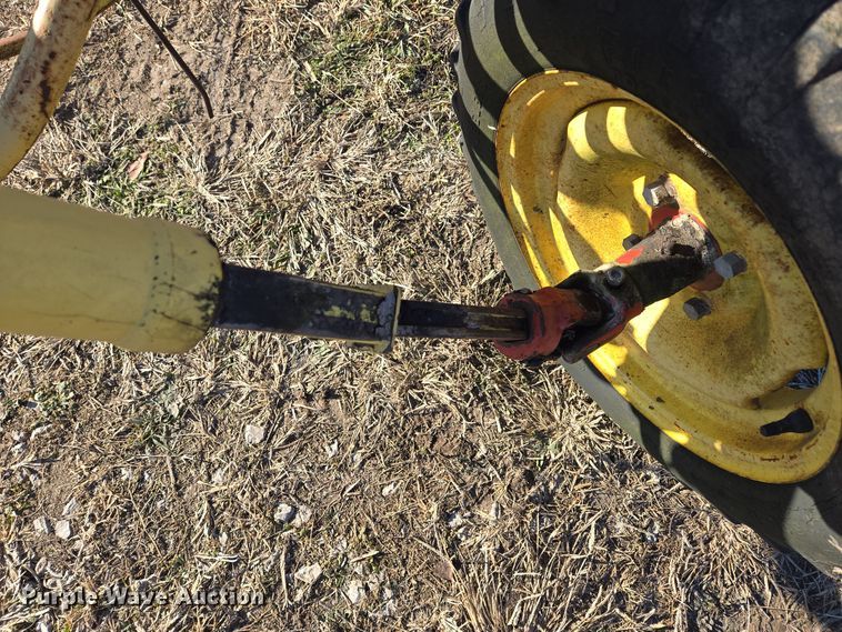 image for item EQ3766 New Holland  256 hay rake