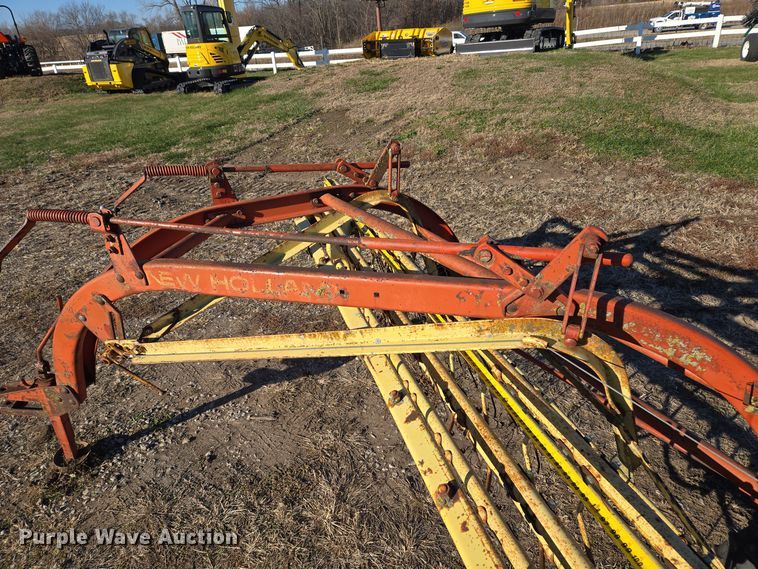 image for item EQ3766 New Holland  256 hay rake