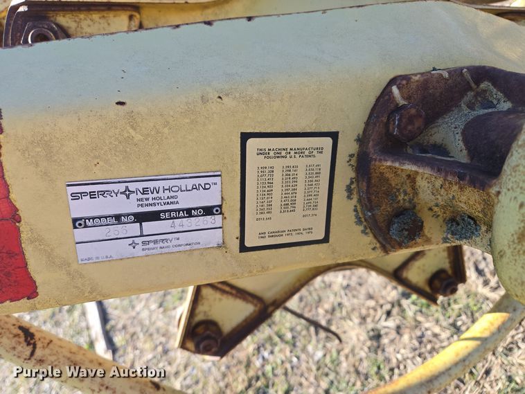 image for item EQ3766 New Holland  256 hay rake